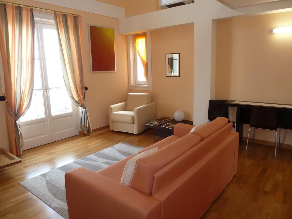 Hotel Residence La Luna Nel Porto Стреза Экстерьер фото