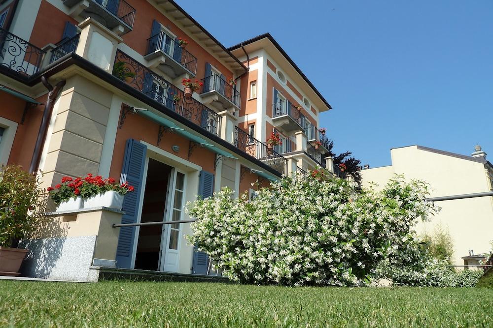 Hotel Residence La Luna Nel Porto Стреза Экстерьер фото