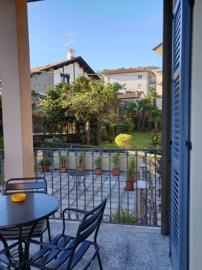 Hotel Residence La Luna Nel Porto Стреза Экстерьер фото