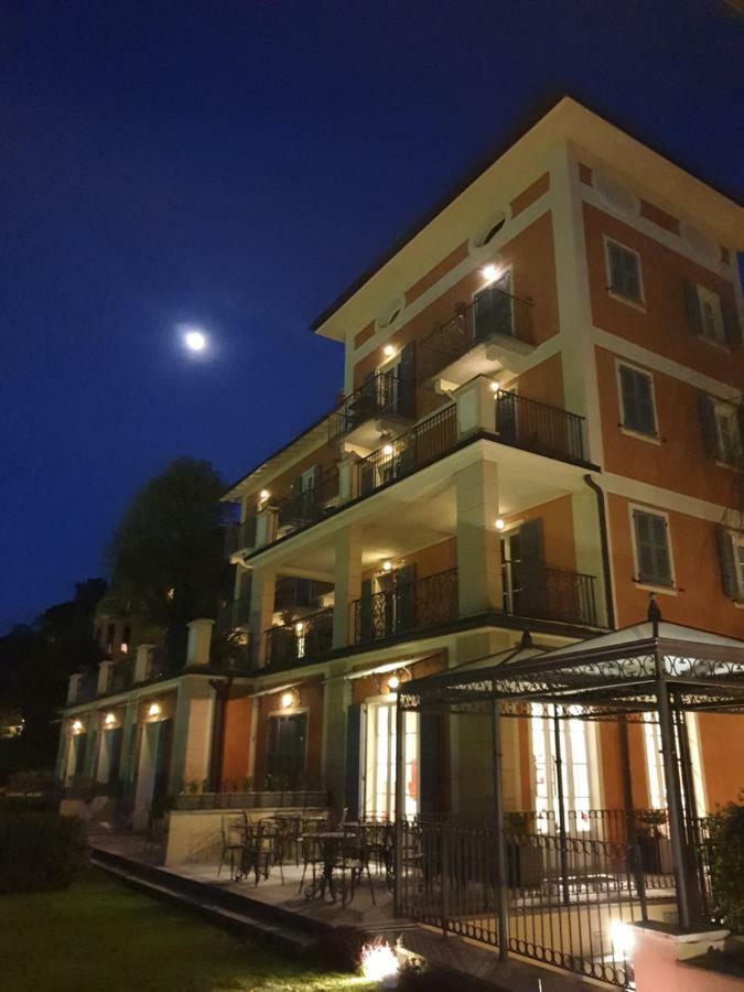 Hotel Residence La Luna Nel Porto Стреза Экстерьер фото
